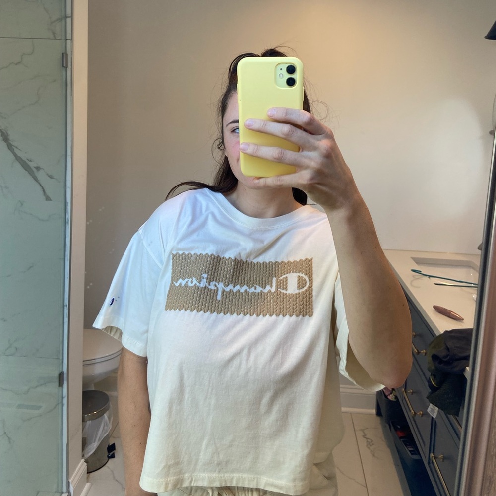 Champion tee